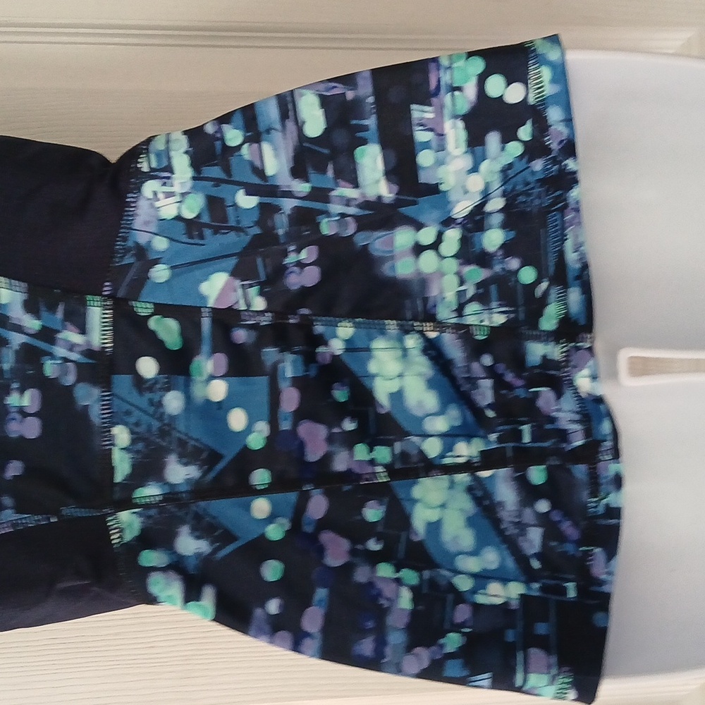 Tek Gear Drytek Women's Abstract Print athletic tank top Sz S NWOT - Picture 5 of 8